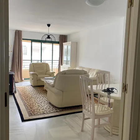 Pass The Keys Spot In Apartment *