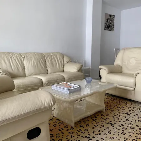 Pass The Keys Spot In Apartment